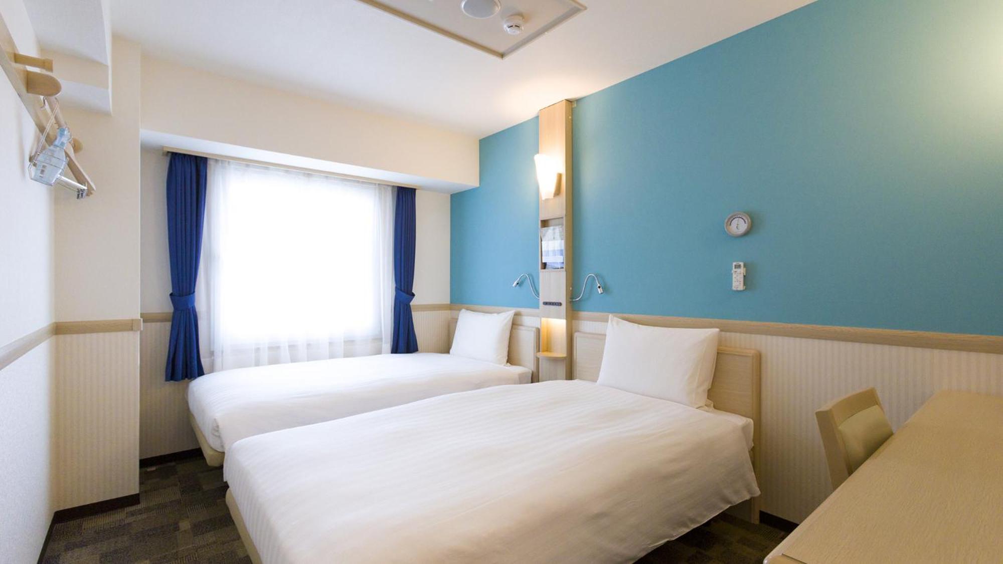 Toyoko Inn Odawara Eki Higashi Guchi Esterno foto